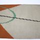 Tapis kilim géométrique moderne du milieu du siècle avec porte-manteau dans le style d'Antonin Kybal, années 1950.