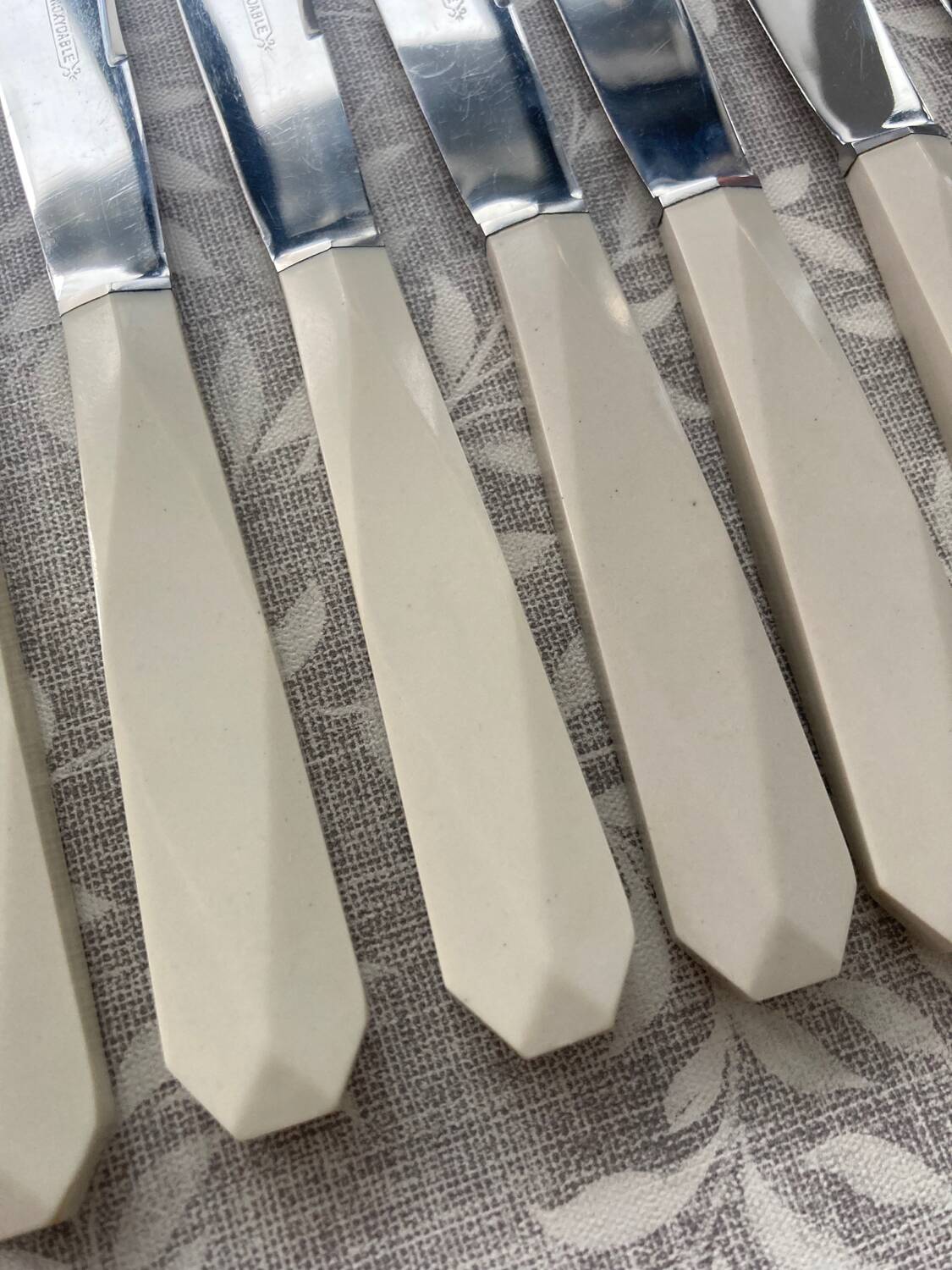 Box of 12 Art Deco knives