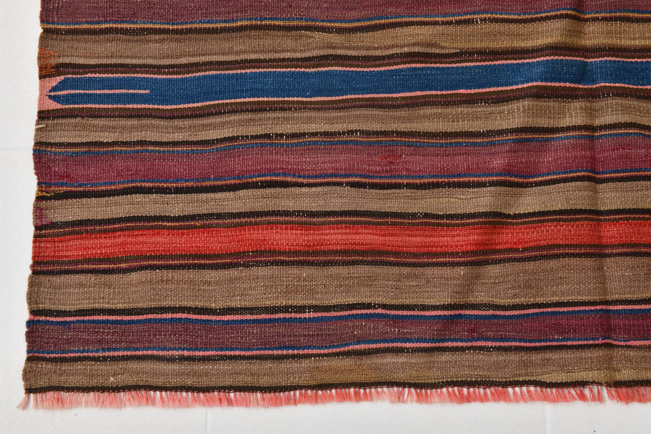 Burgundy & Brown Vintage Kilim Rug, 140x214Cm