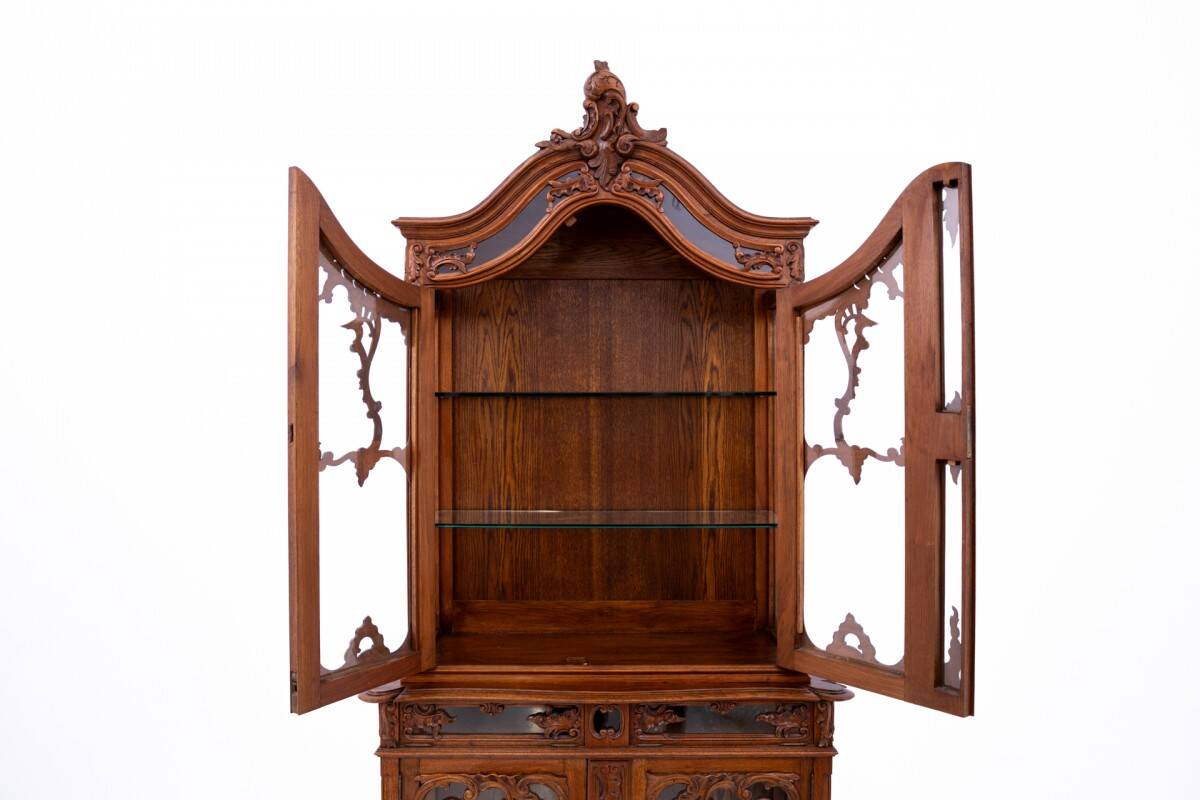 A unique showcase, France, circa 1880.