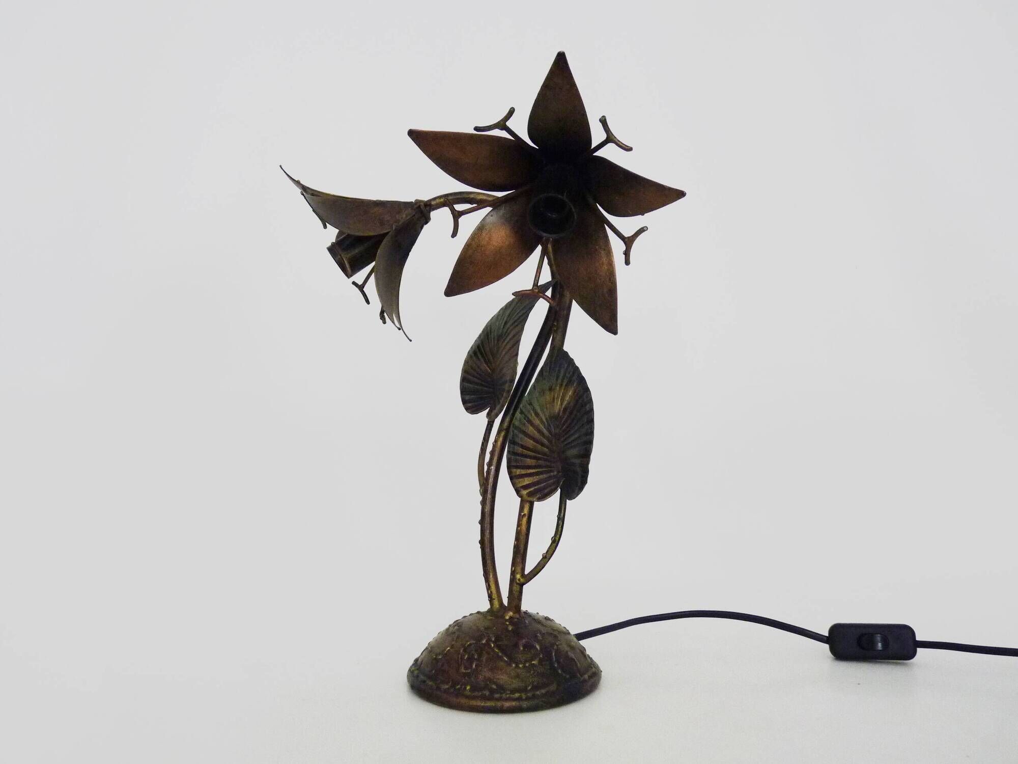 Magnificent floral and foliage lamp, Art Deco style, 1980s
