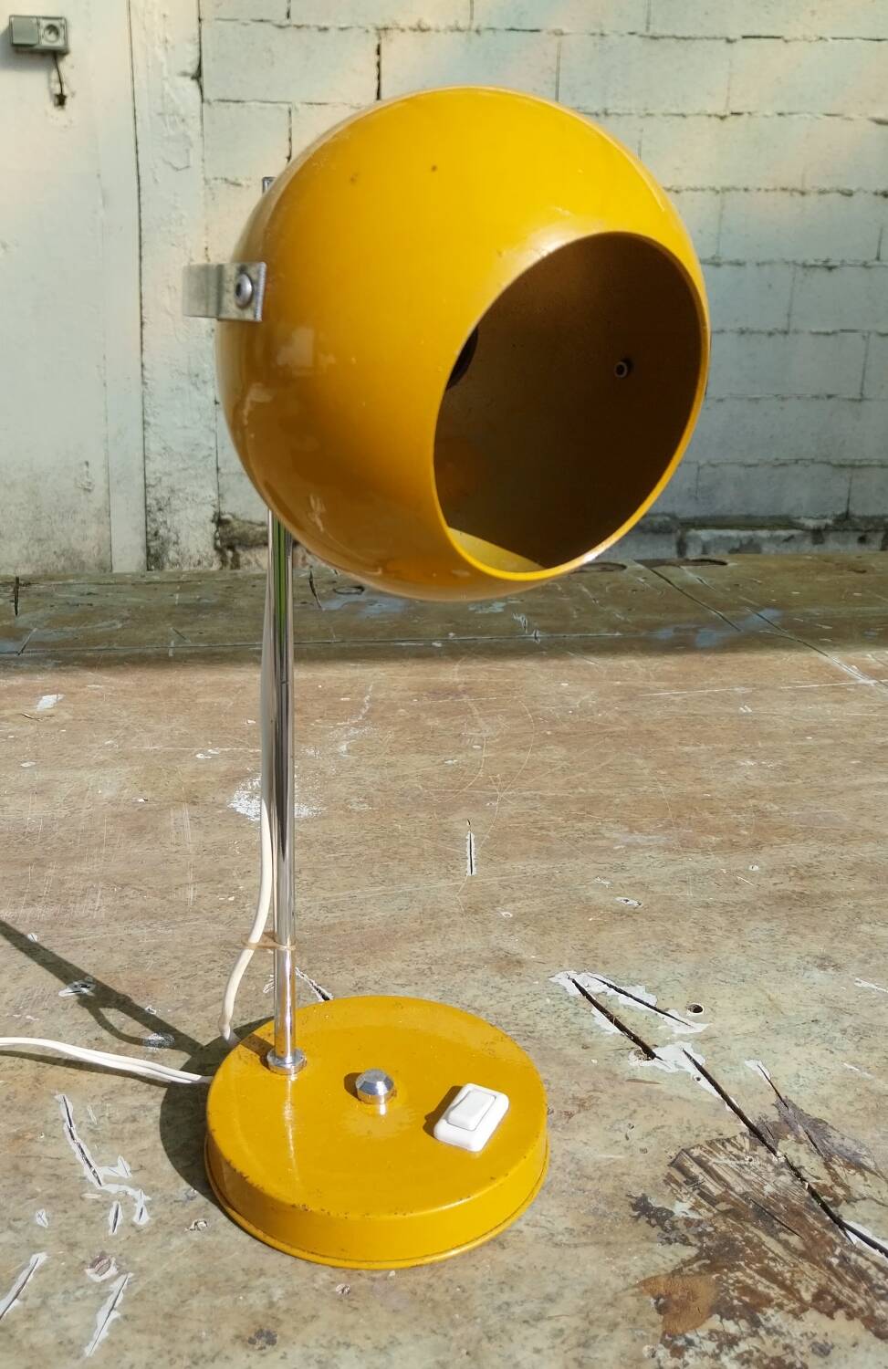 Eye Ball lamp from the 70s