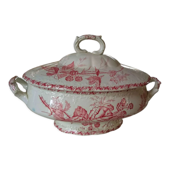 Tureen pattern blackberry from Badonviller