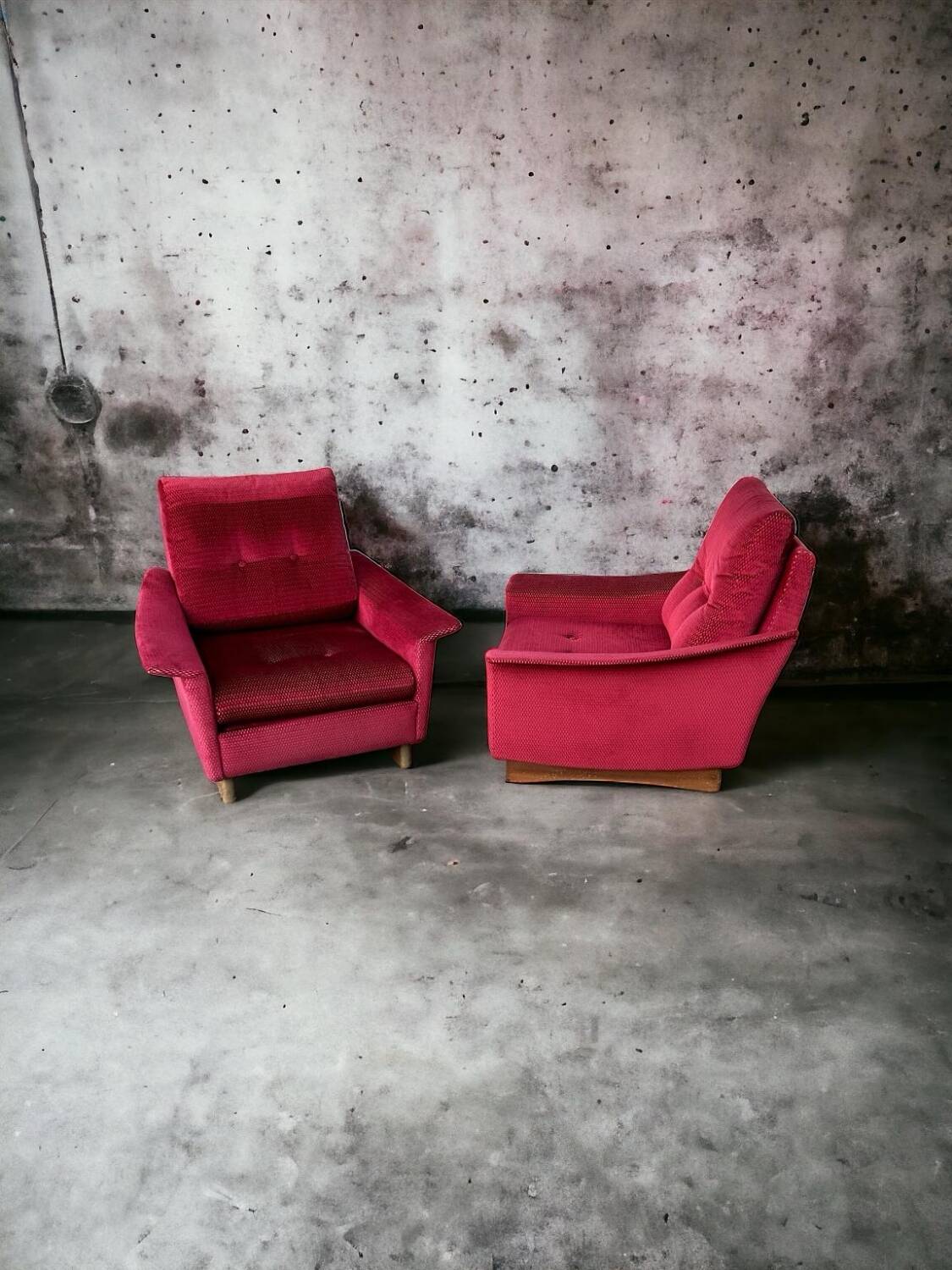 Pair of vintage comfortable armchairs in fabrics probably italian from the 1950s-60s