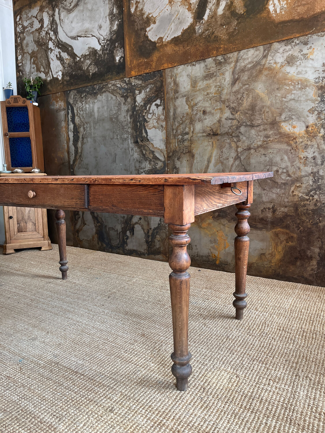Farmhouse table