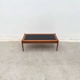 Scandinavian coffee table in teak and black formica, 1960.