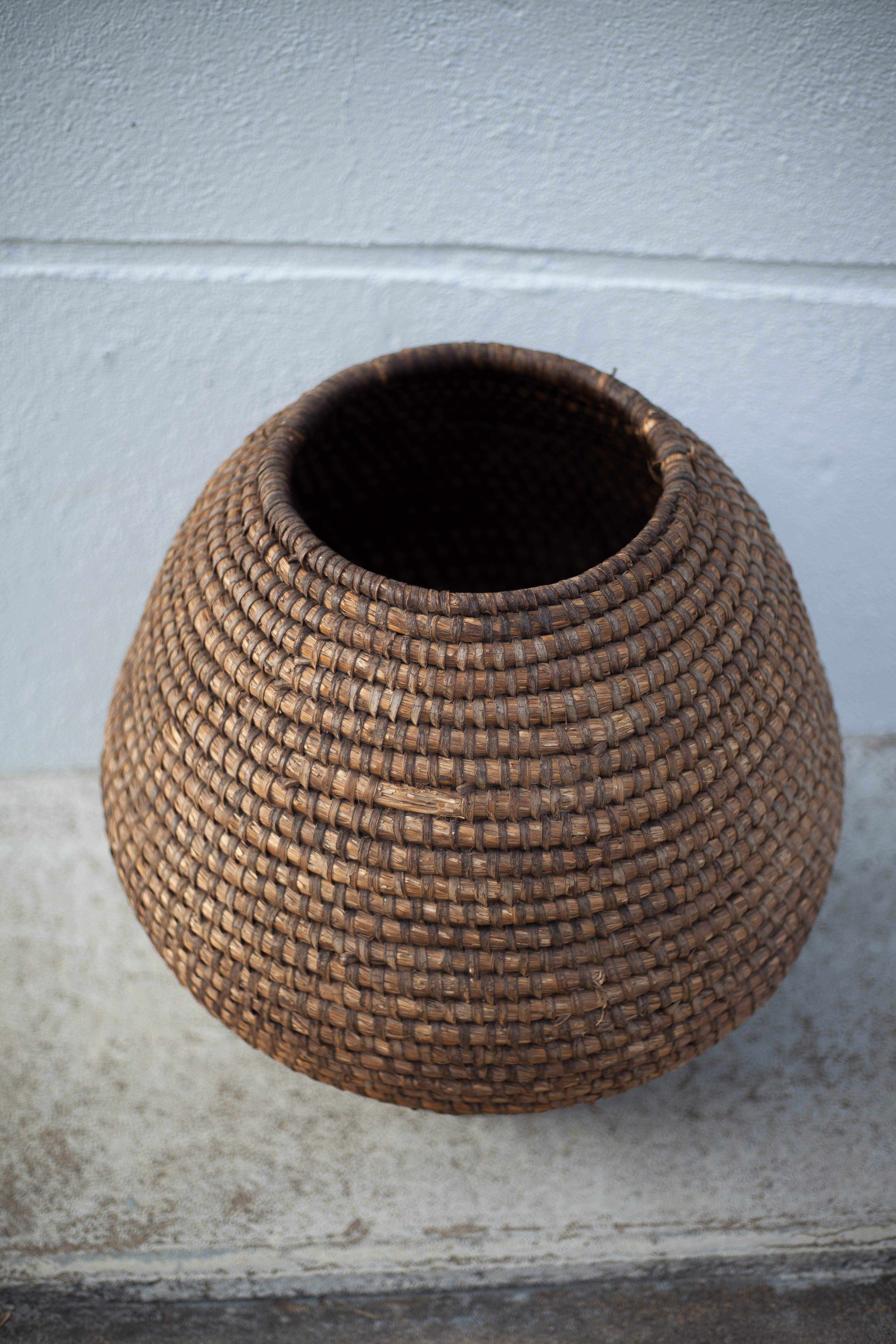 Old basket, straw and brabble, woven basket, interior decoration
