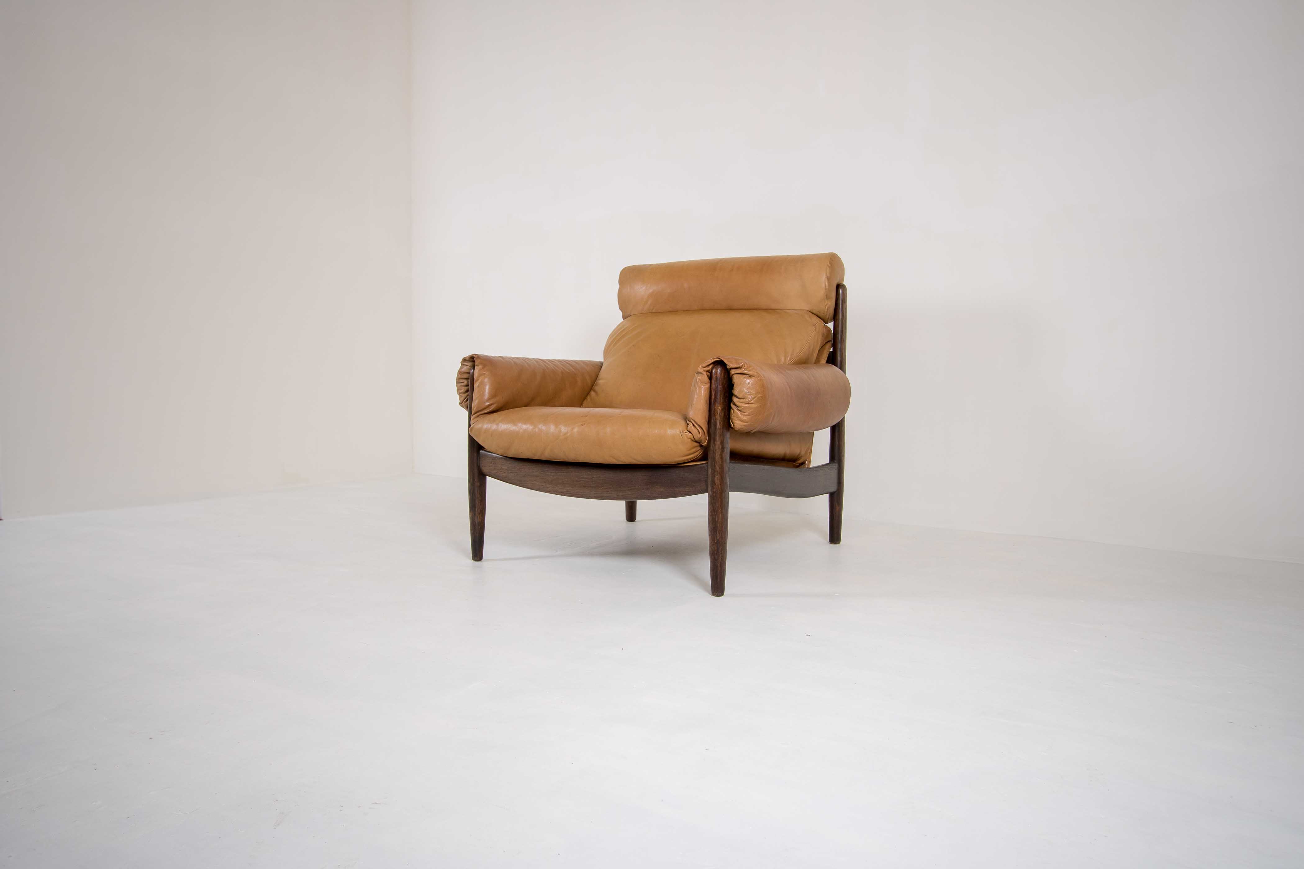 Leather living room set by Durlet