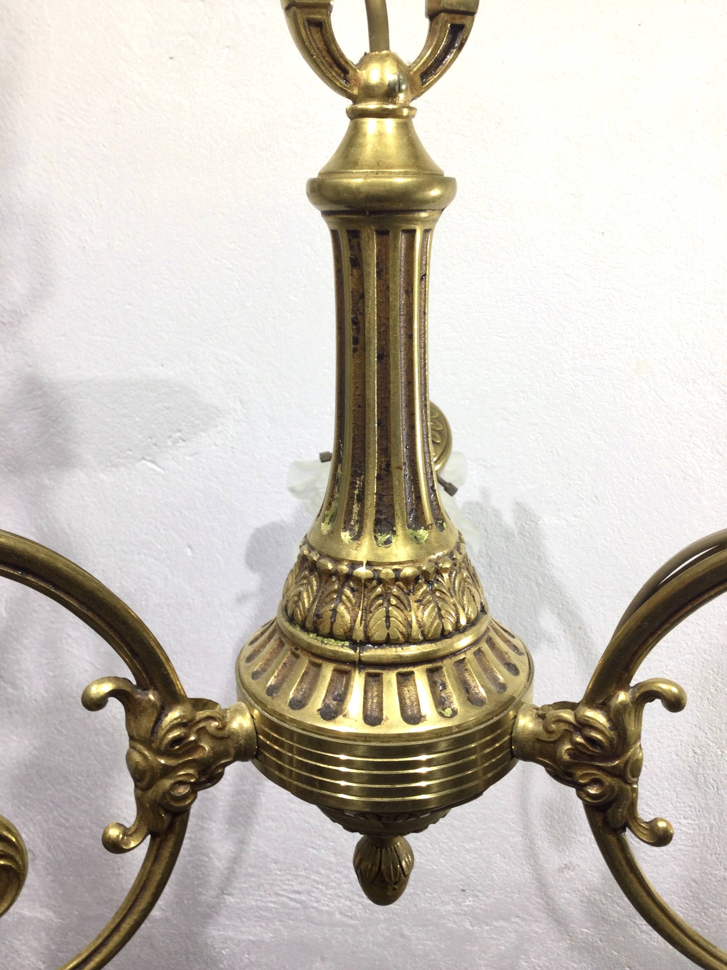 3-light chandelier in bronze and glass tulips