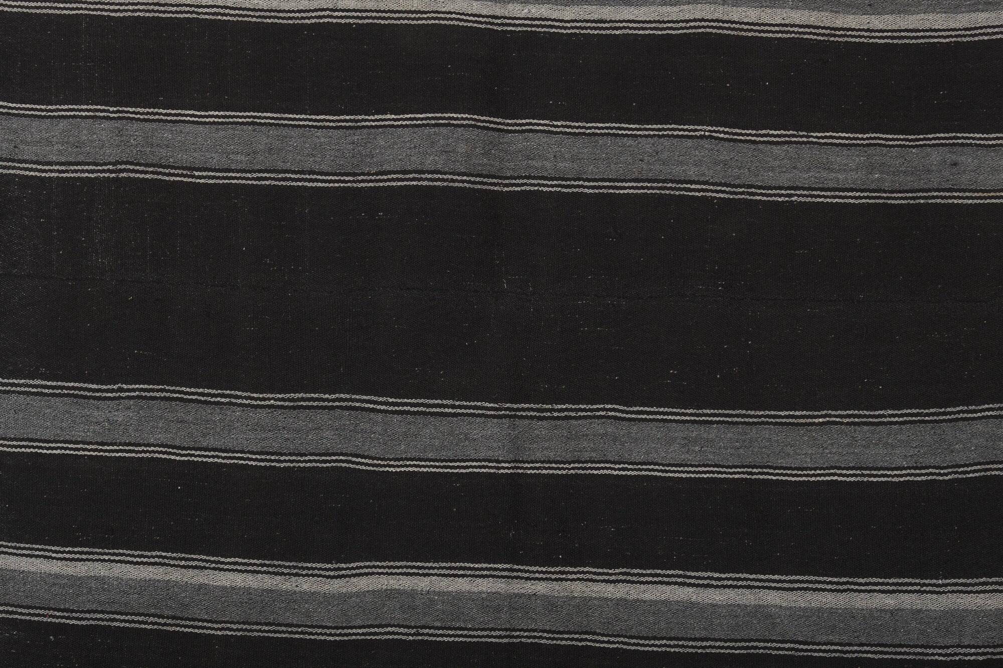 Kilim turc vintage tissé main 203x220 cm
