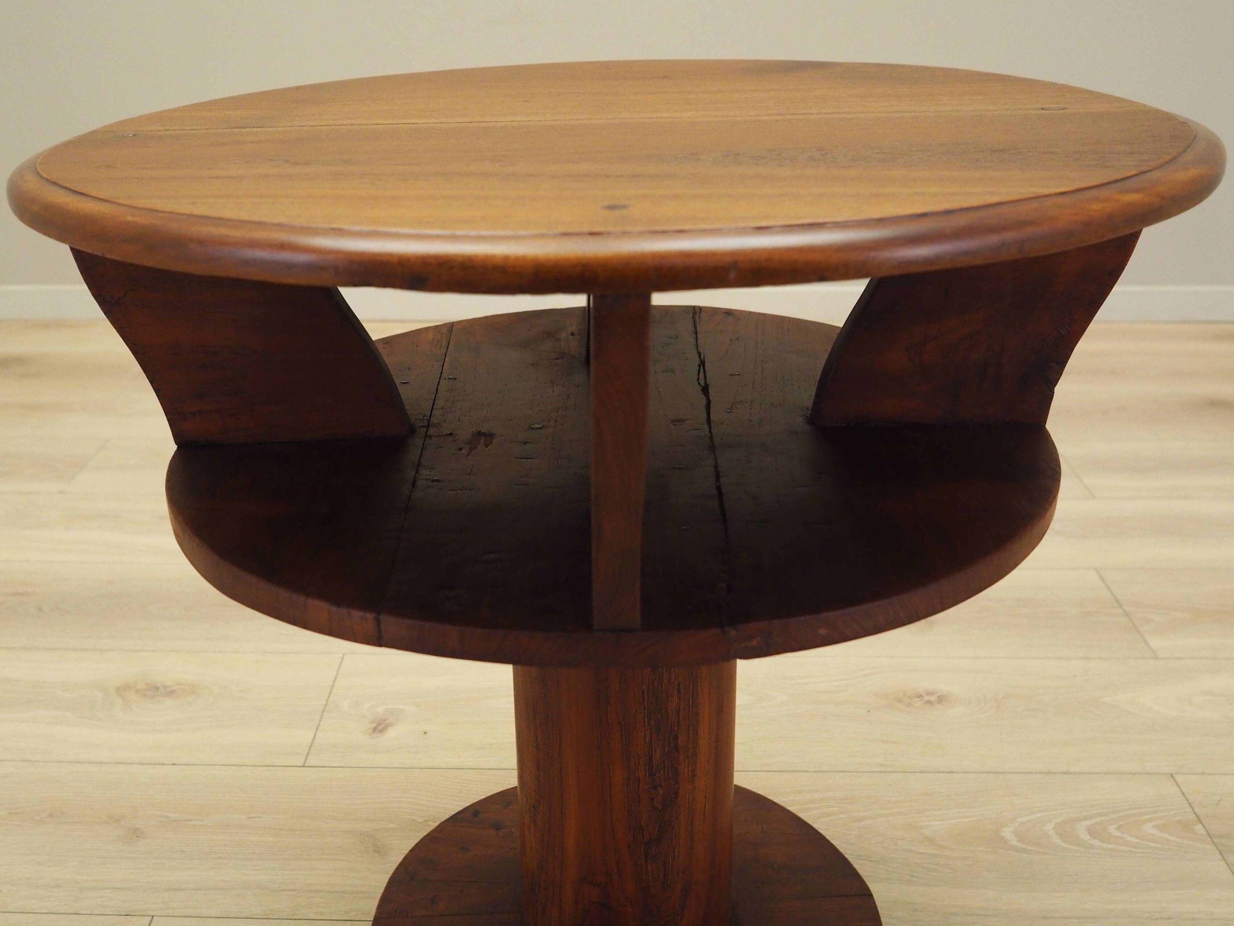 Oak coffee table, Italian design, 1960s, production: Italy