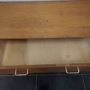 Vintage chest of drawers from the 70s in oak