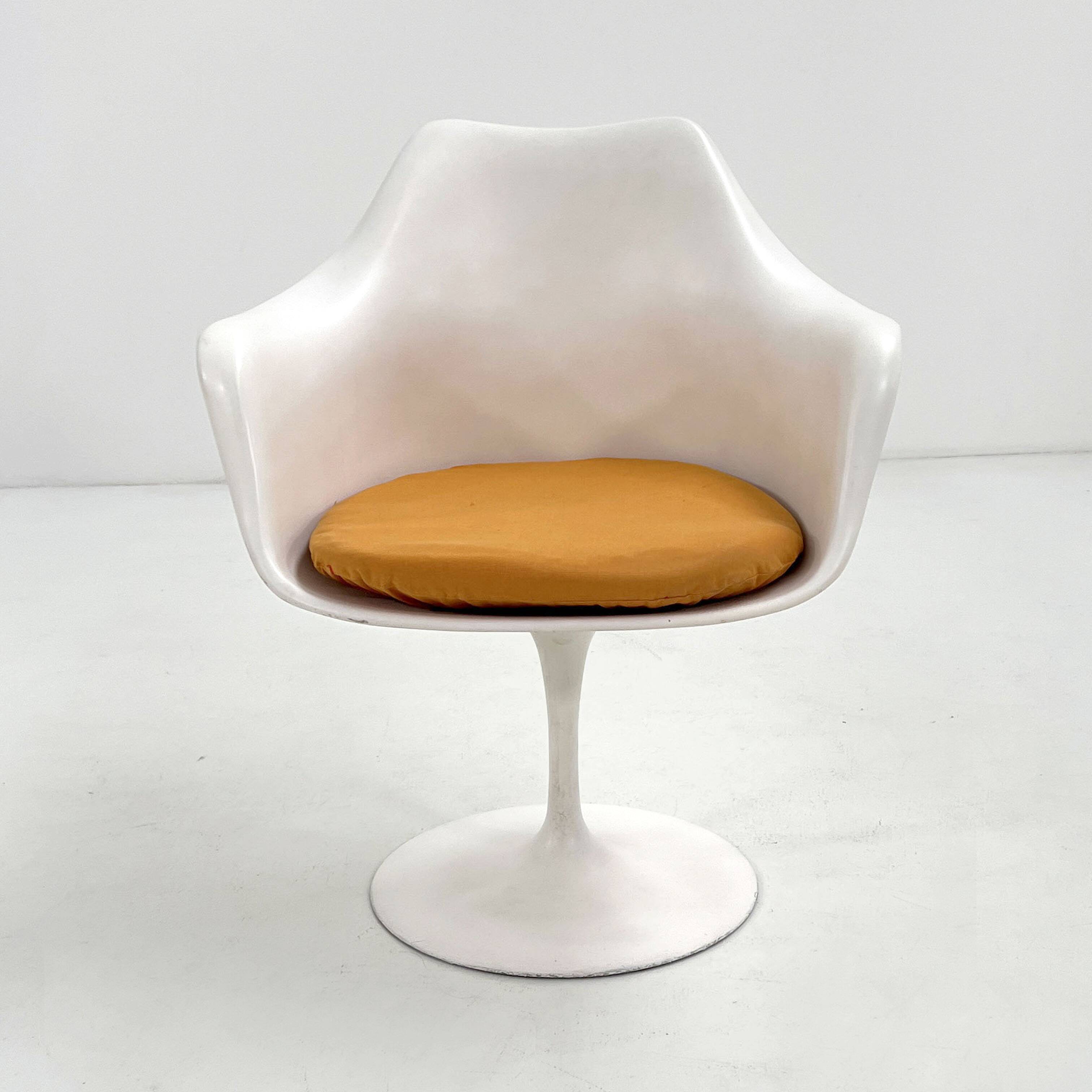 Tulip swivel chair by Eero Saarinen for Knoll, 1960