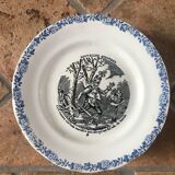 Series of 12 dessert plates