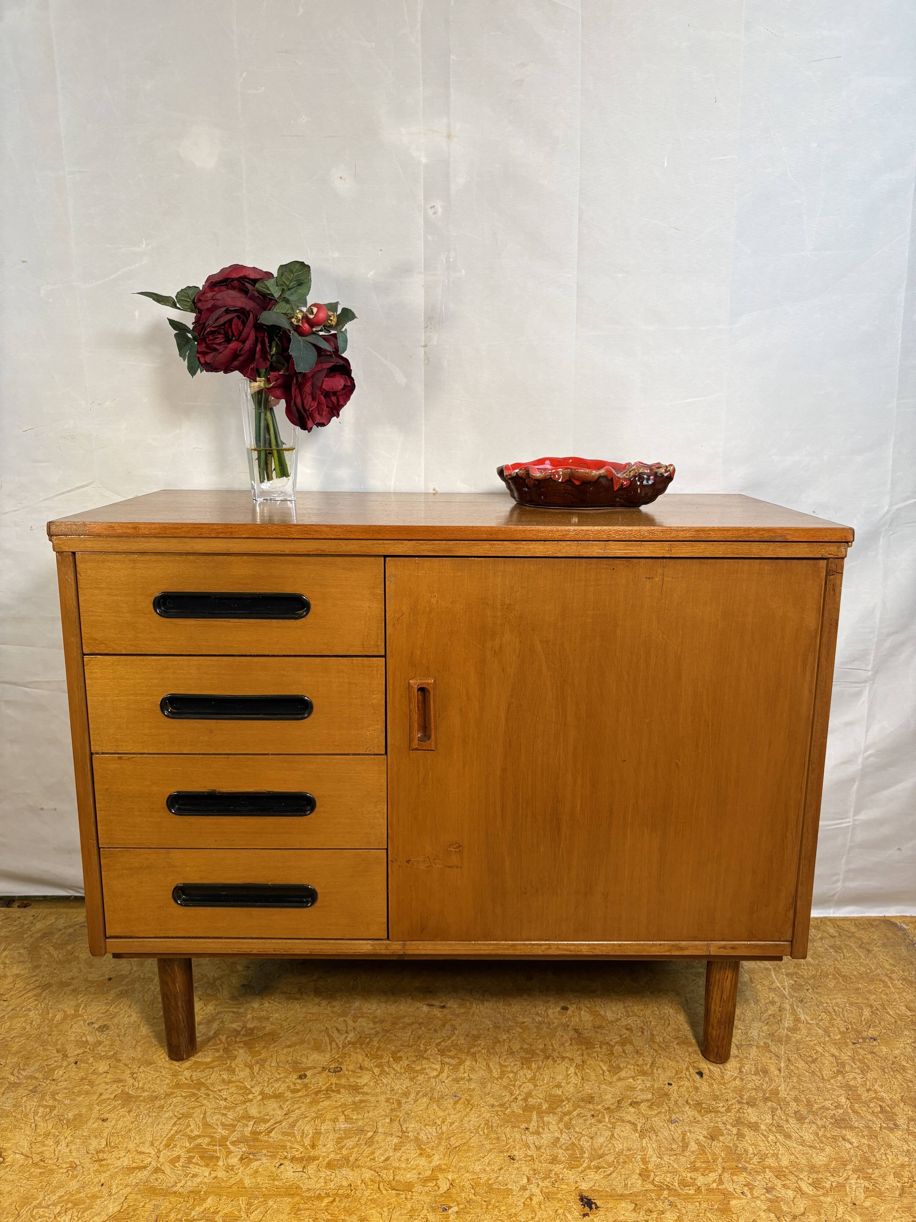 Vintage Mid-Century Teak Small Sideboard | 1960s | Scandinavian Compact