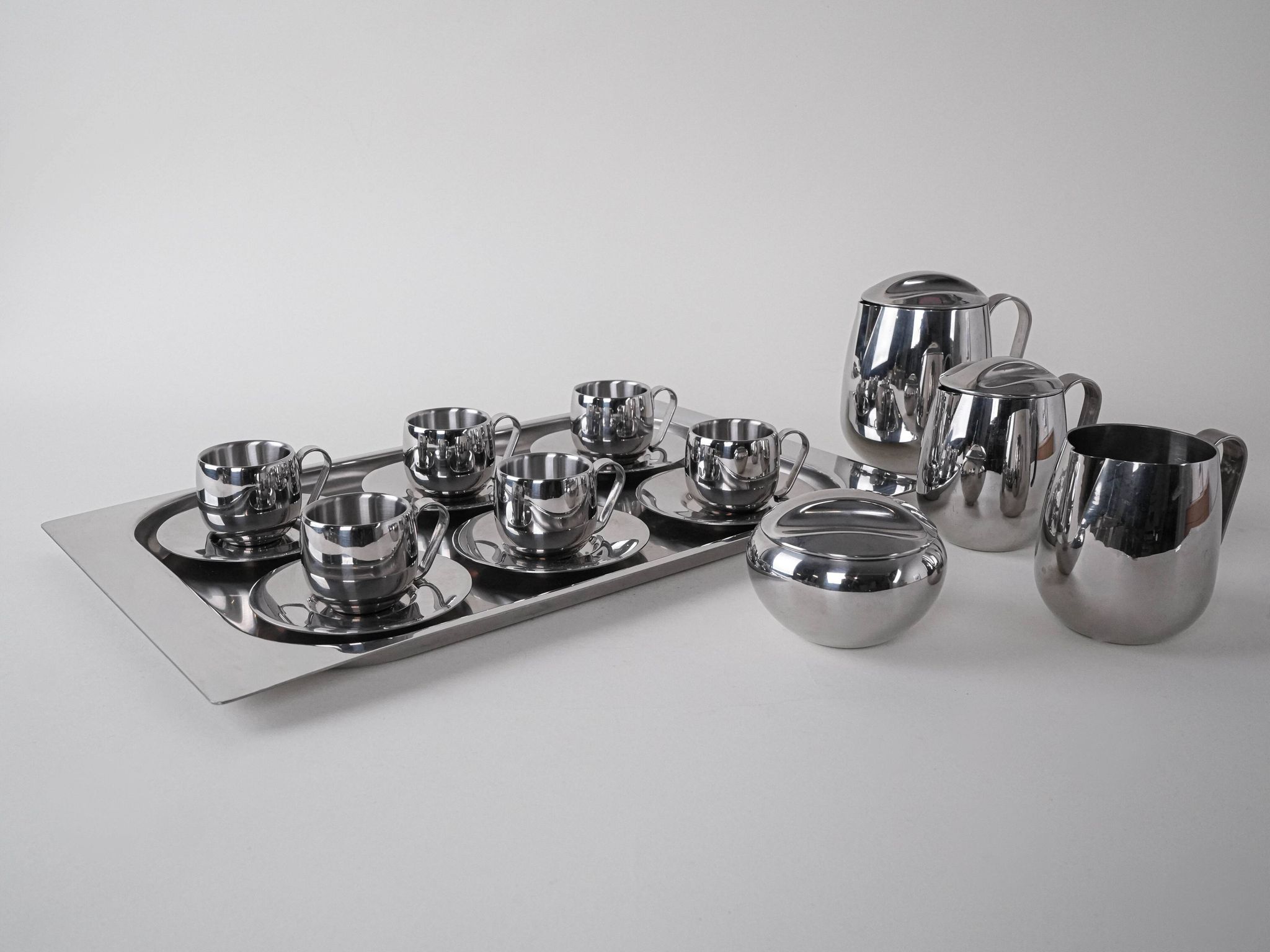 Service à café et à thé, design italien, années 1980, fabriqué en Italie.