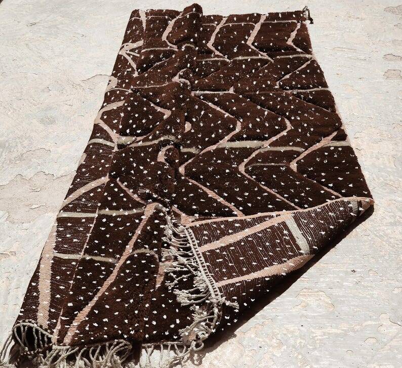 apis marocain moderne, tapis berbère Mrirt 150/250cm
