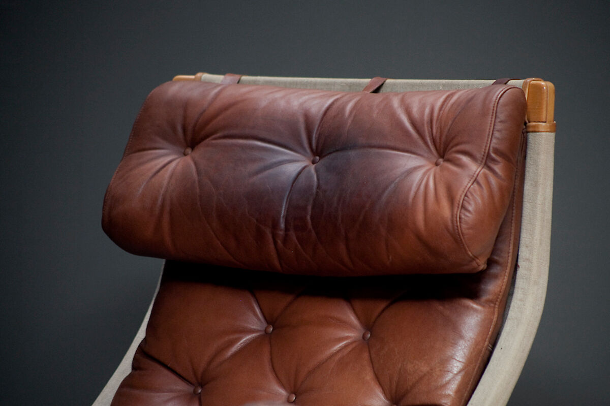 A Pernilla 69 leather lounge chair by Bruno Mathsson for Dux, 1969