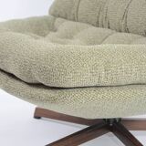 Green swivel Scandinavian armchair