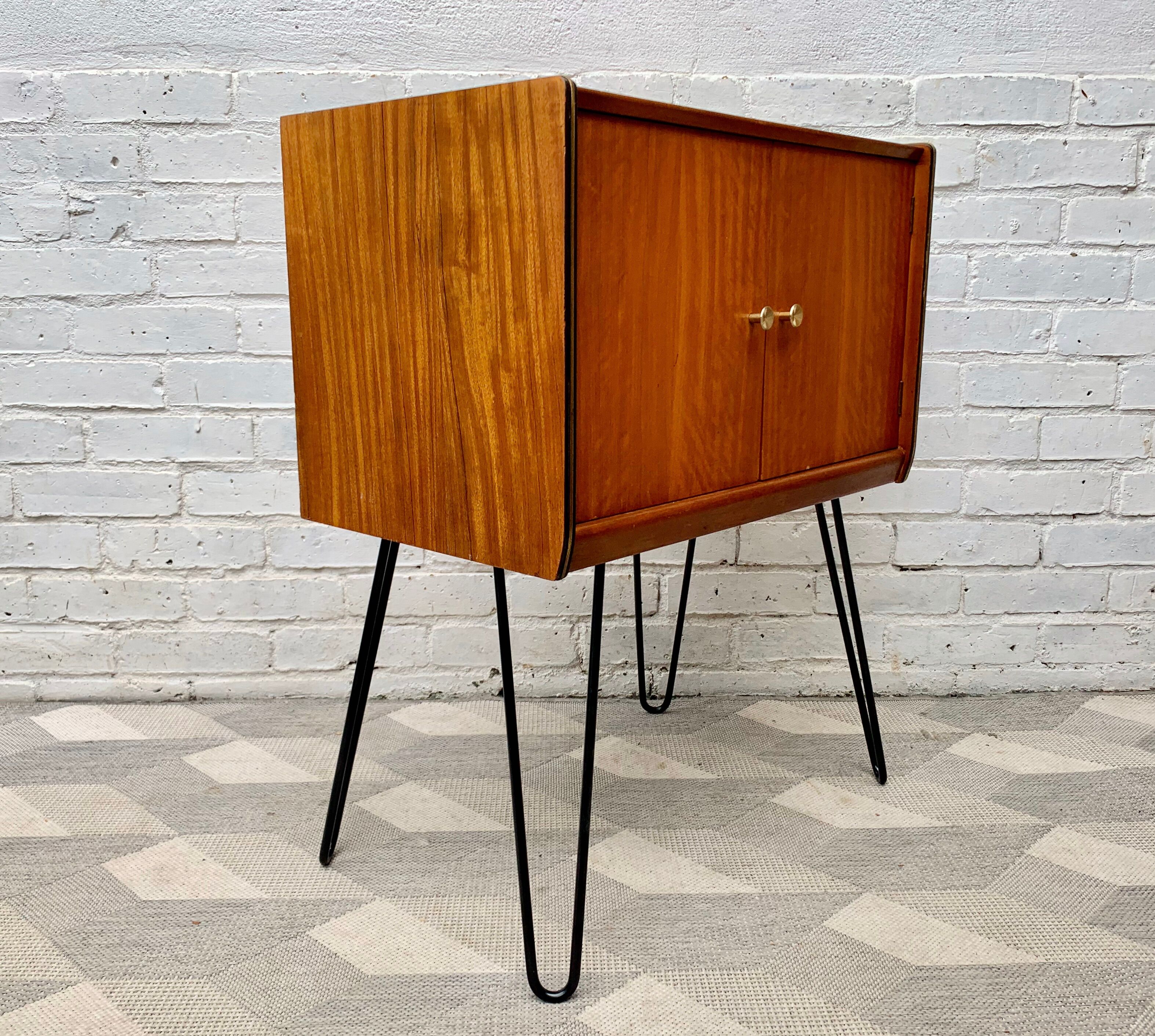 Buffet pour disques vintage