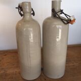 Enamelled sandstone bottles
