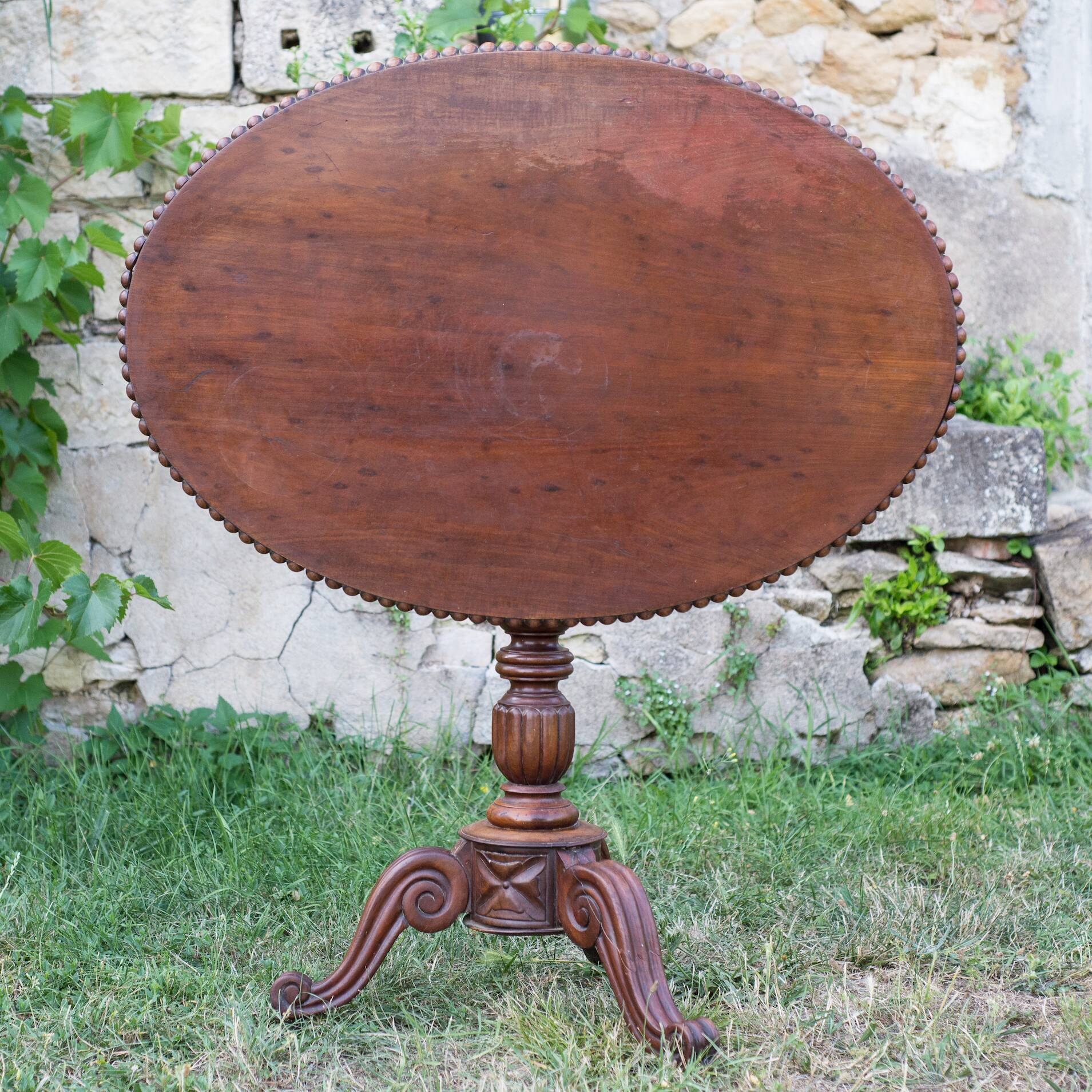 Side table or violin