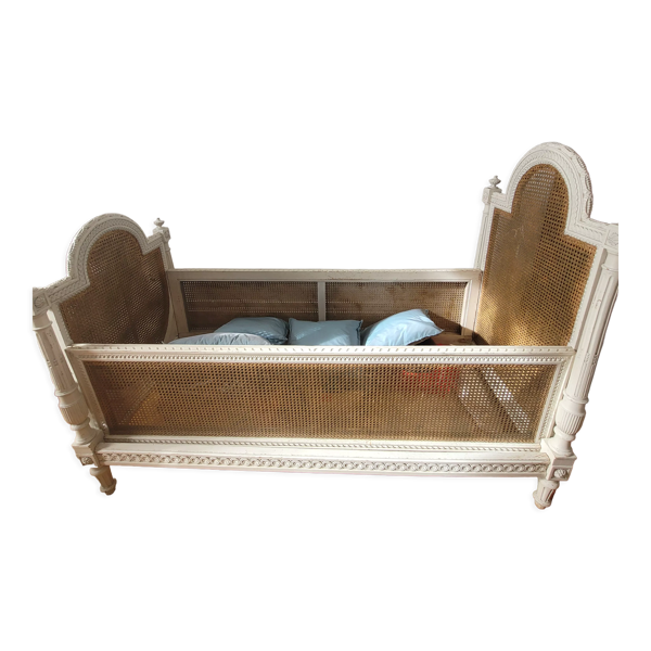 Lit ancien enfant bois peint cannage NIII St. LXVI