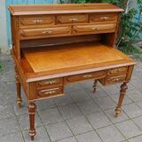Napoleon III period tiered walnut desk from the 19th century