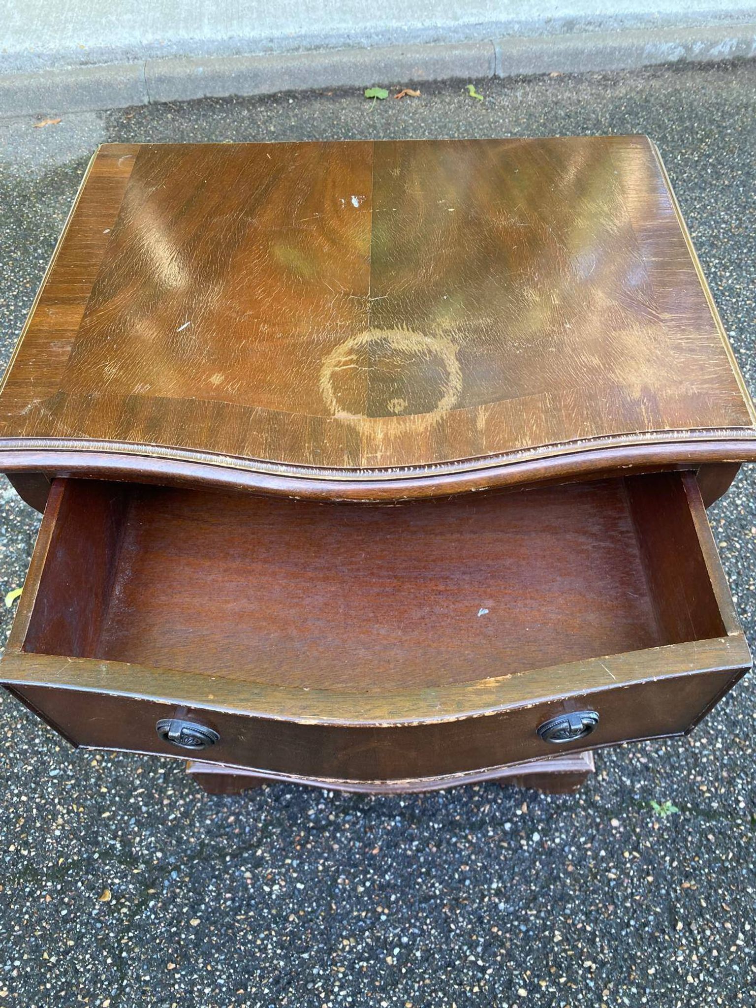2 commodes anglaises en bois avec 4 tiroirs