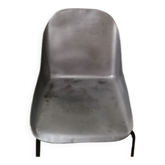 Chaise en metal industrielle