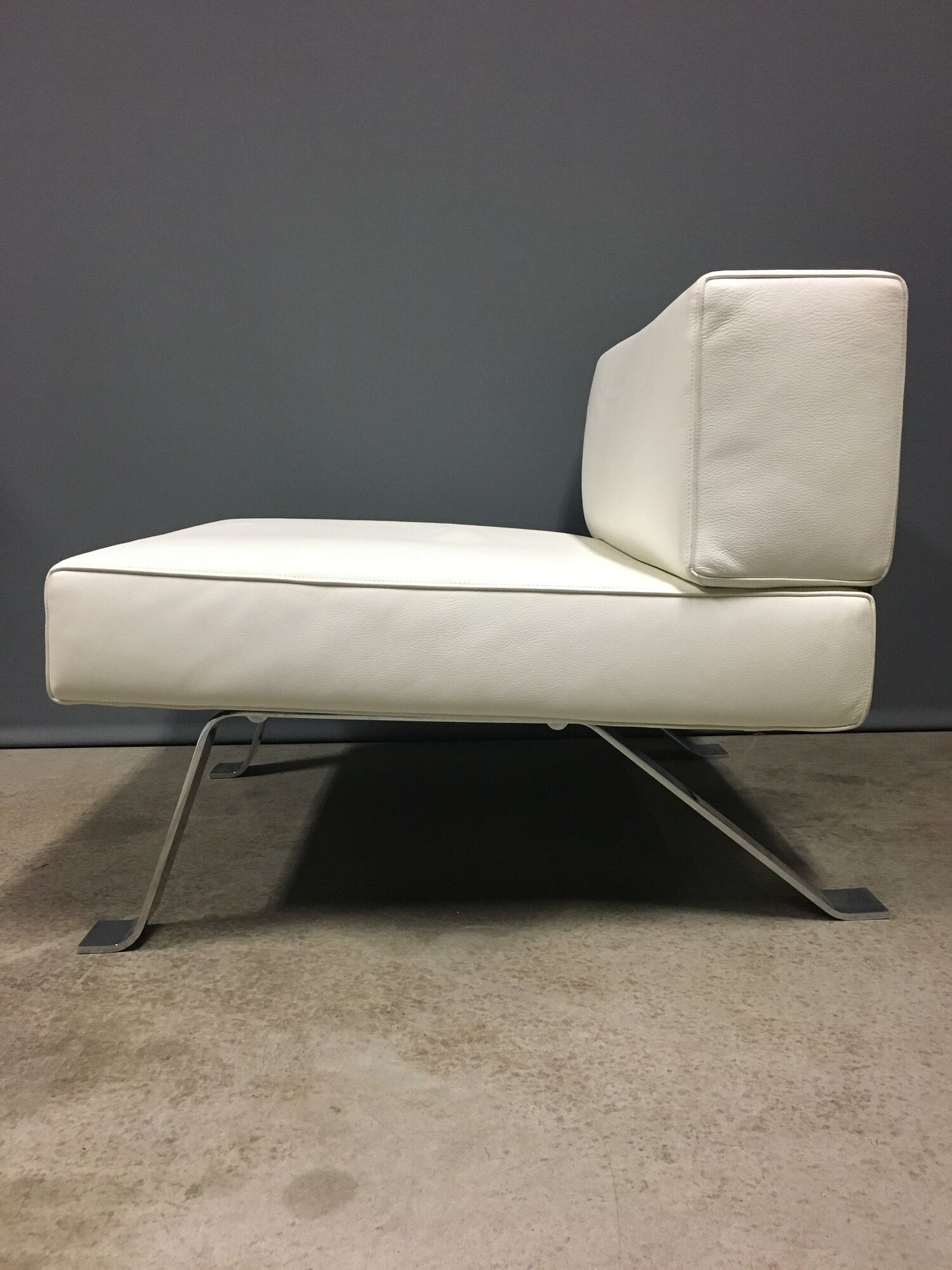 Charlotte Perriand 512 Ombra lounge chair for Cassina