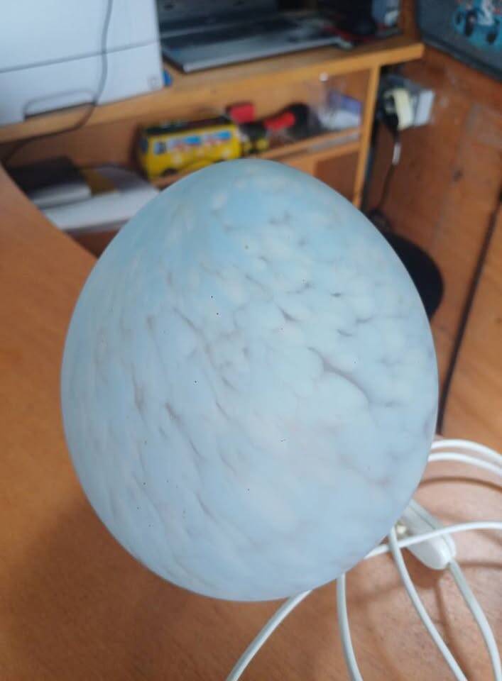 Vintage egg lamp from Italy
