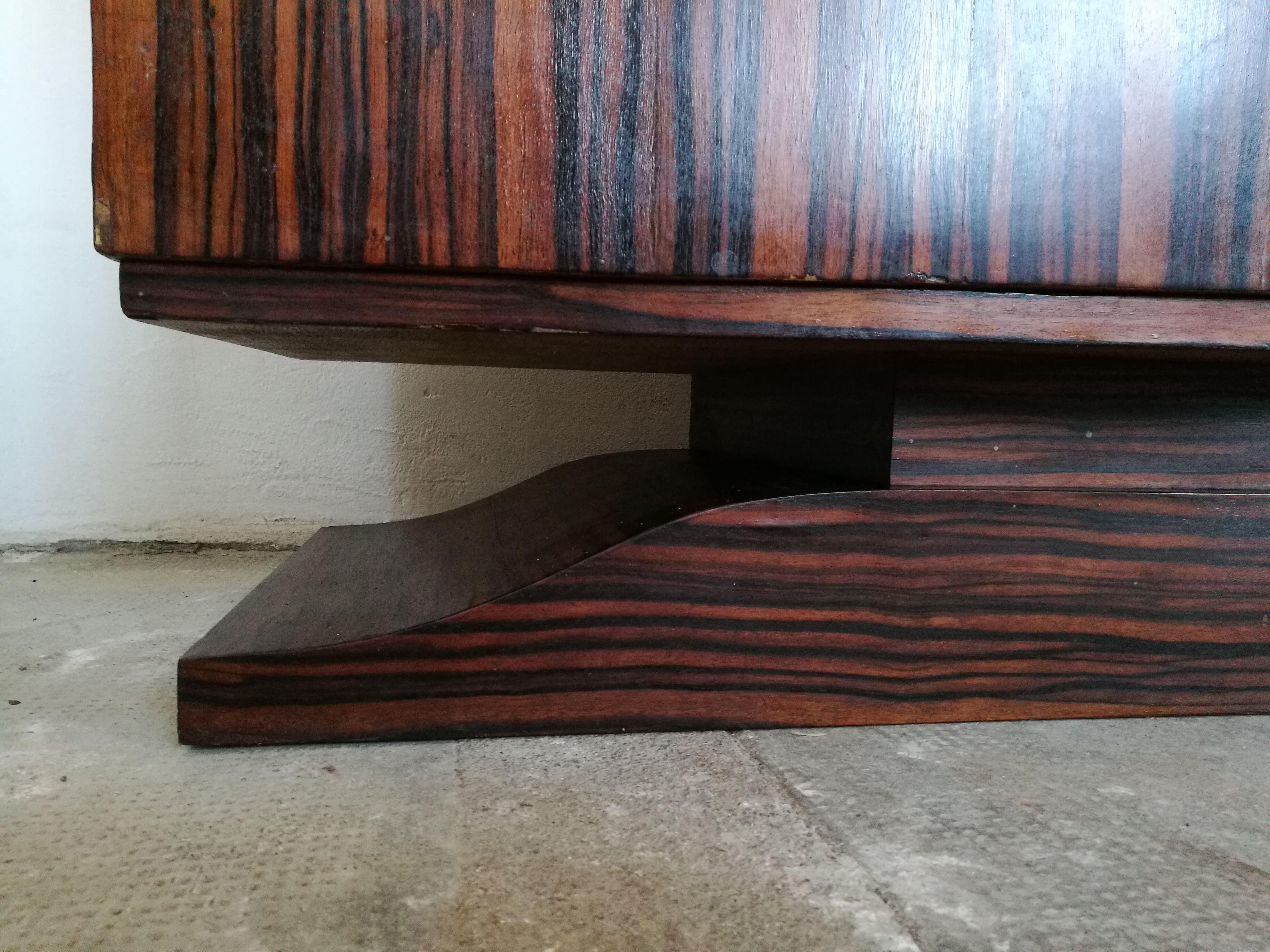 Sideboard in macassar ebony