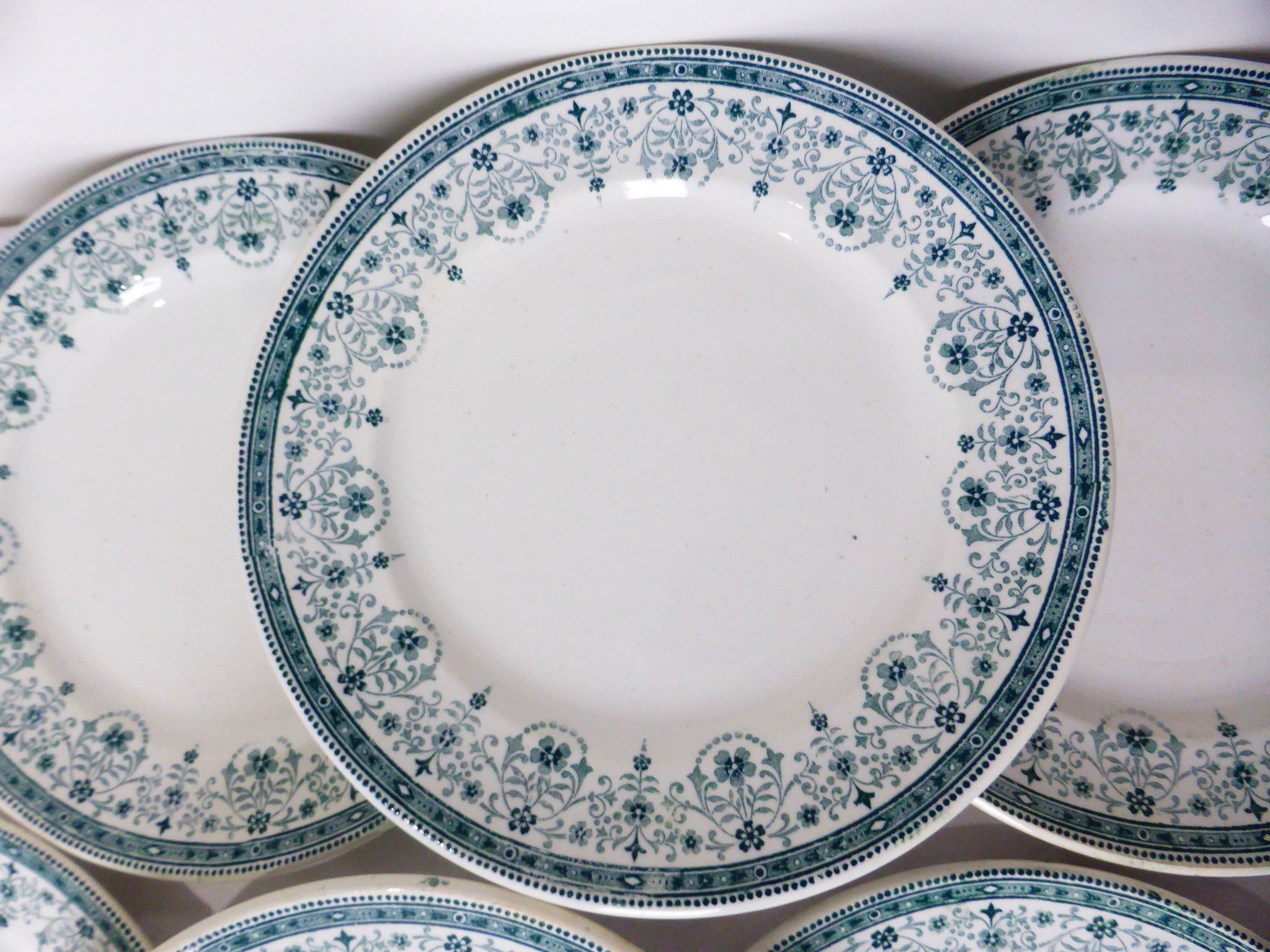 Set of 6 dessert plates from the Moulin des Loups and Hamage model Marceau 211228