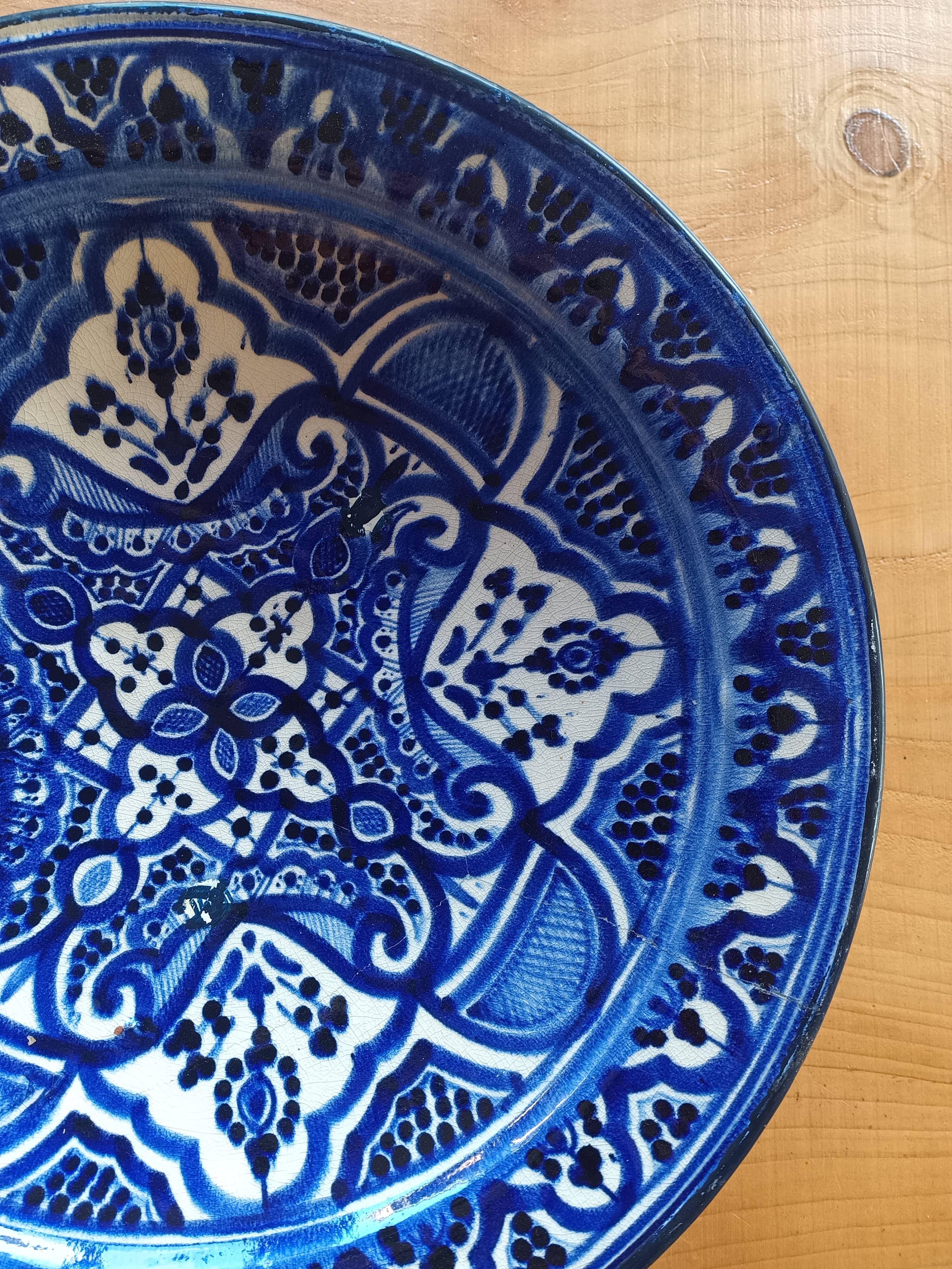 Large Moroccan dish or terracotta bowl, 42 cm diameter