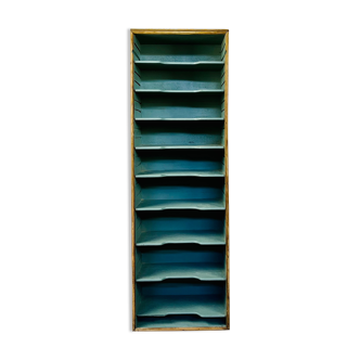 Small piece of furniture with lockers