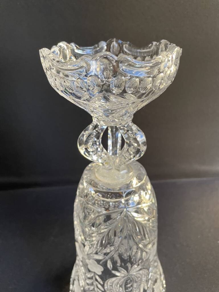 Polished and frosted molded crystal vase – Mid-20th century