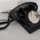1950's bakelite telephone
