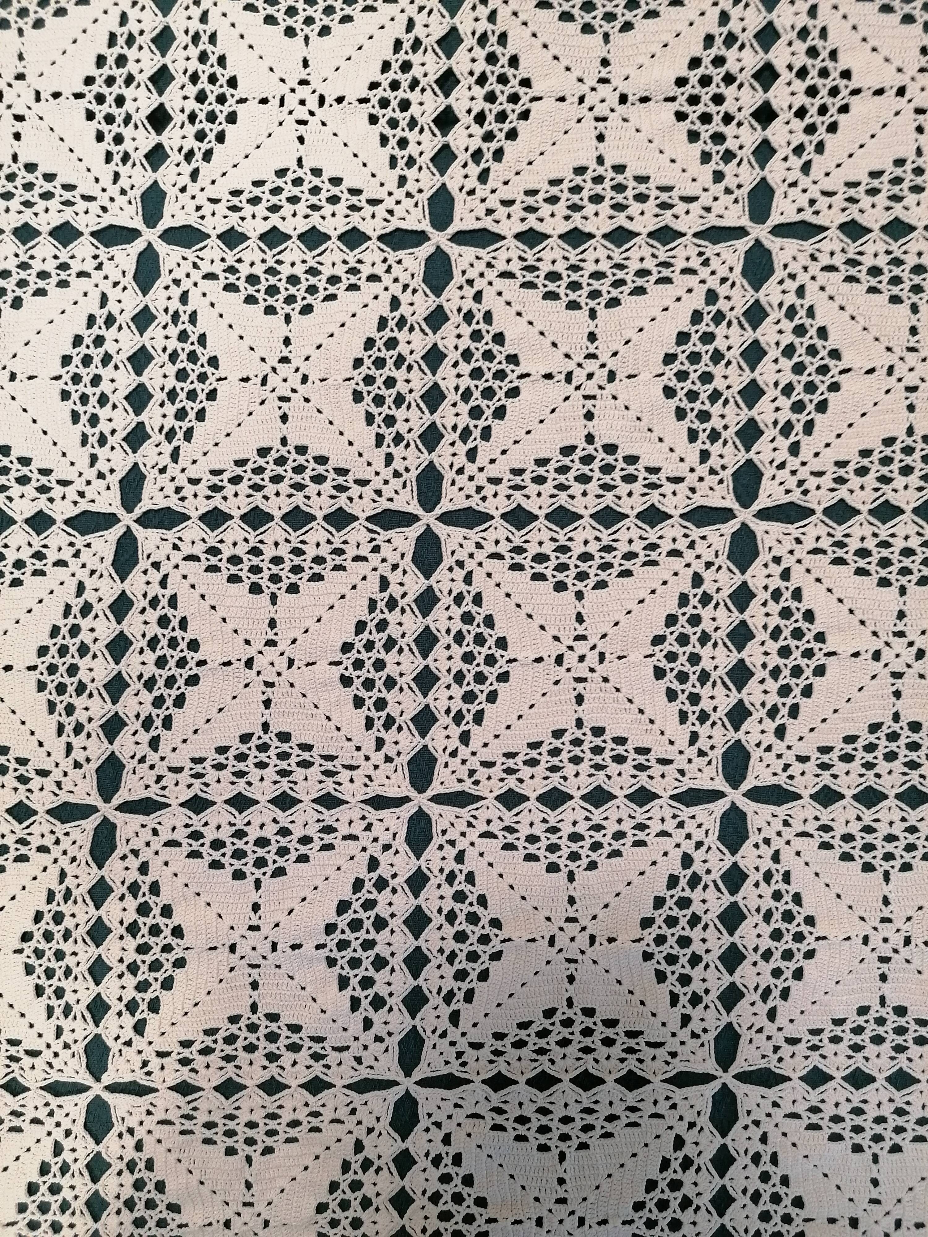 Granny crochet bedspread n°12