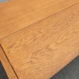 Console serves Singer Scandinavian design 1960
