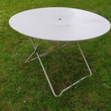 Iron garden table
