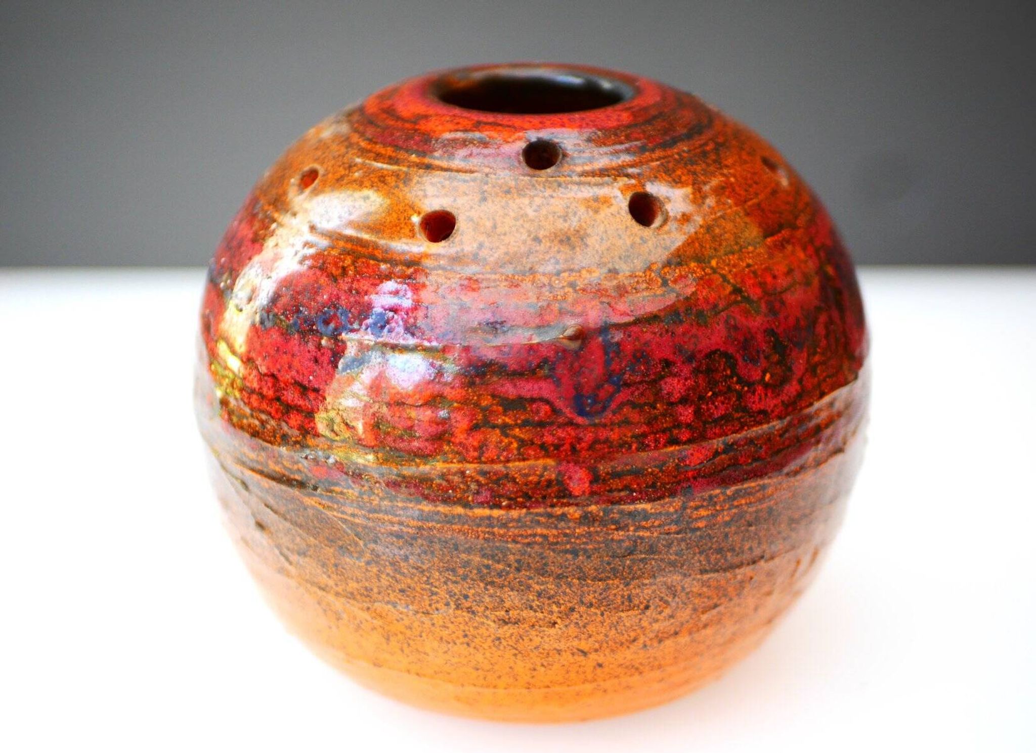 Vase en céramique d'art potier du milieu du siècle de Tilgmans