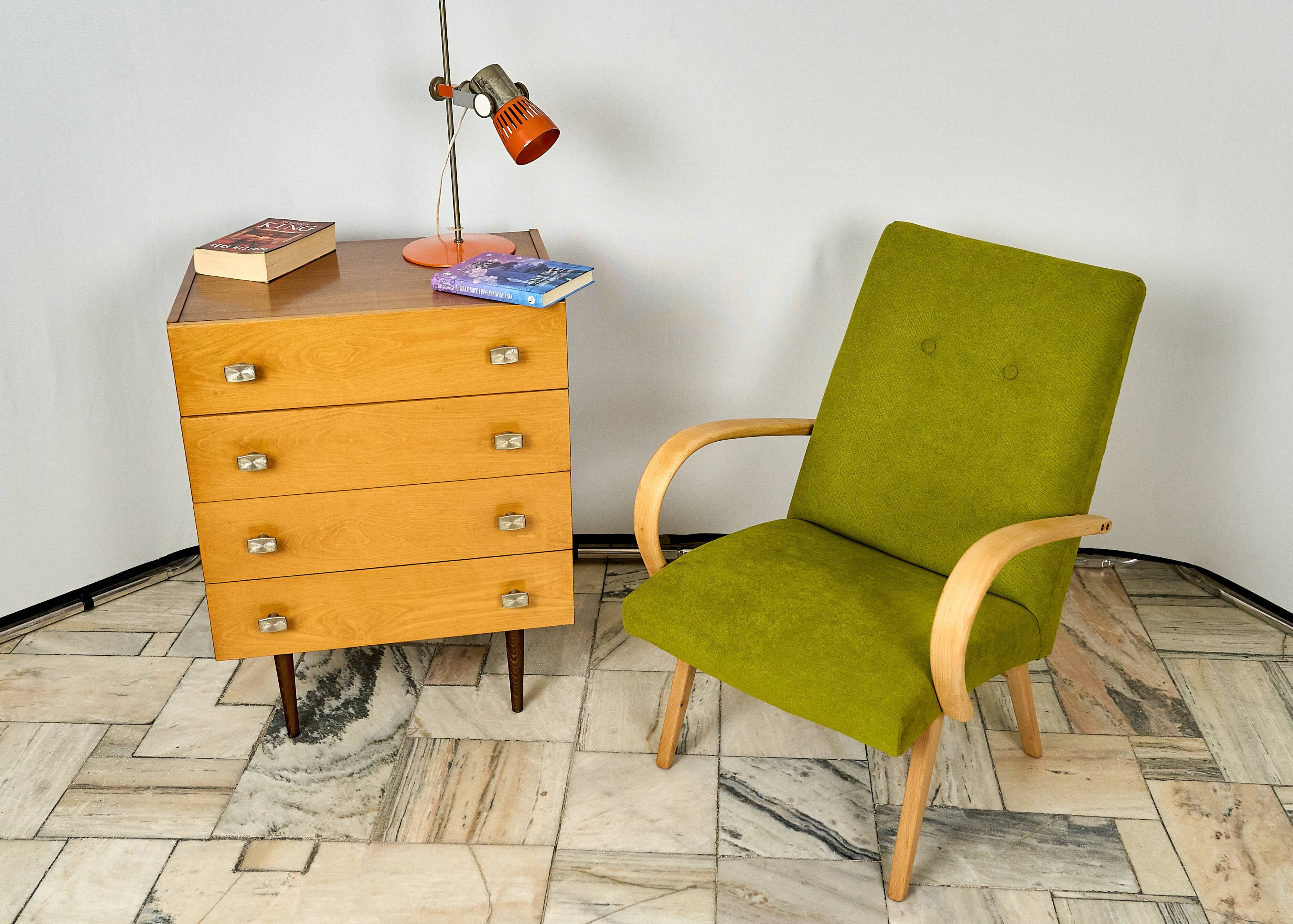 Armchair designed by Jaroslav Smidek for Ton, Czechoslovakia 1960s.