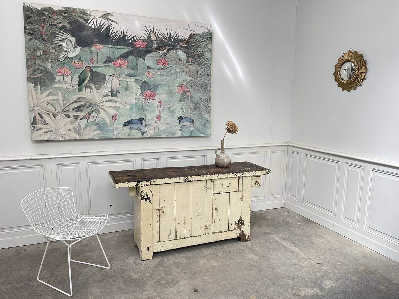 Small 1900 workbench with beautiful light patina