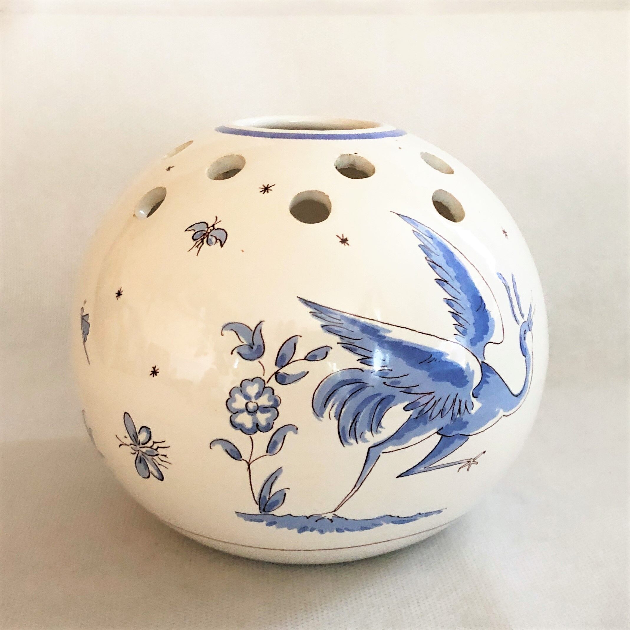 Artisanal bouquet vase "vieux moustiers"