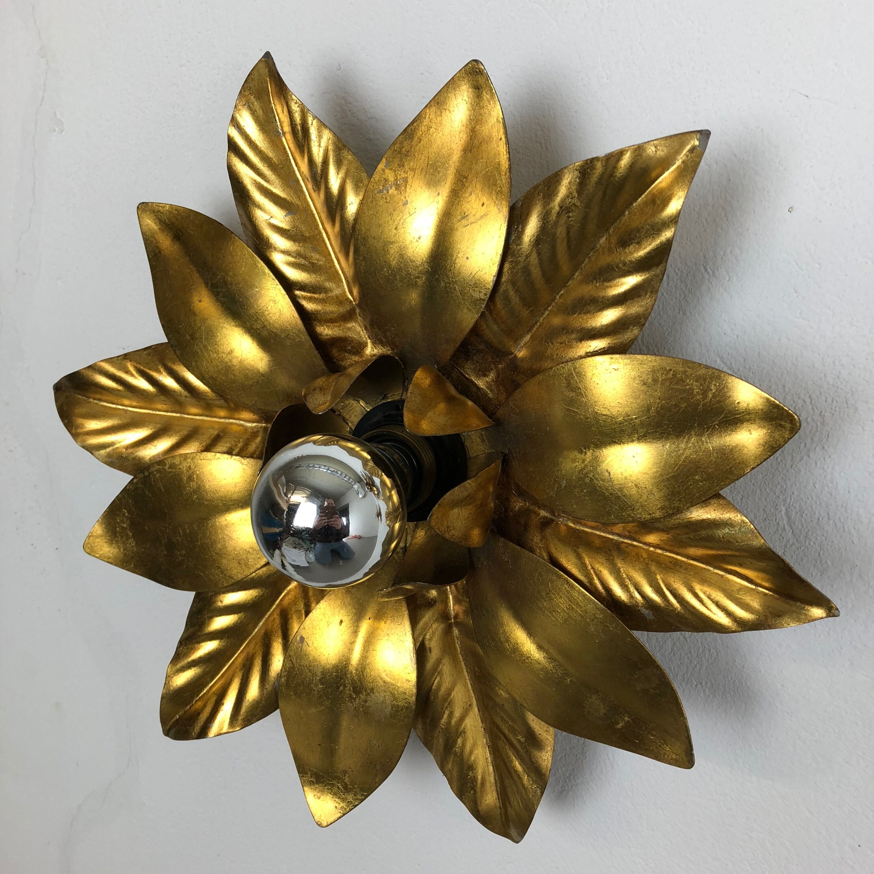 Set of 3 Golden Florentiner Leaf Theatre Wall Ceiling Light Sconces, Italy 1960s