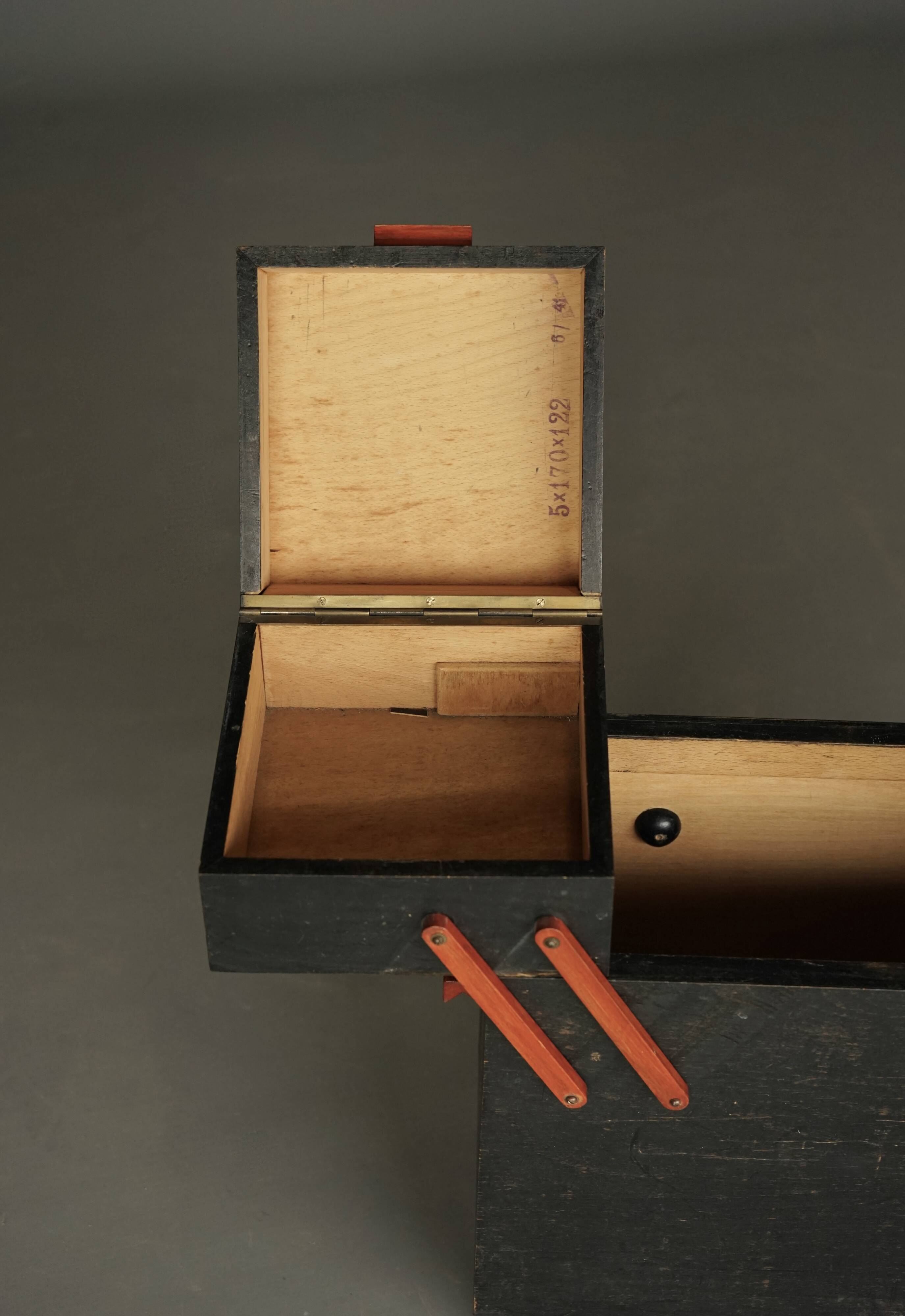 Dutch modernist sewing cabinet. 1930s.