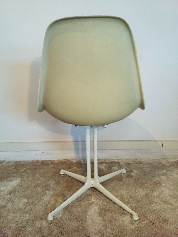 Set of 4 chairs the Fonda - Eames - Herman Miller
