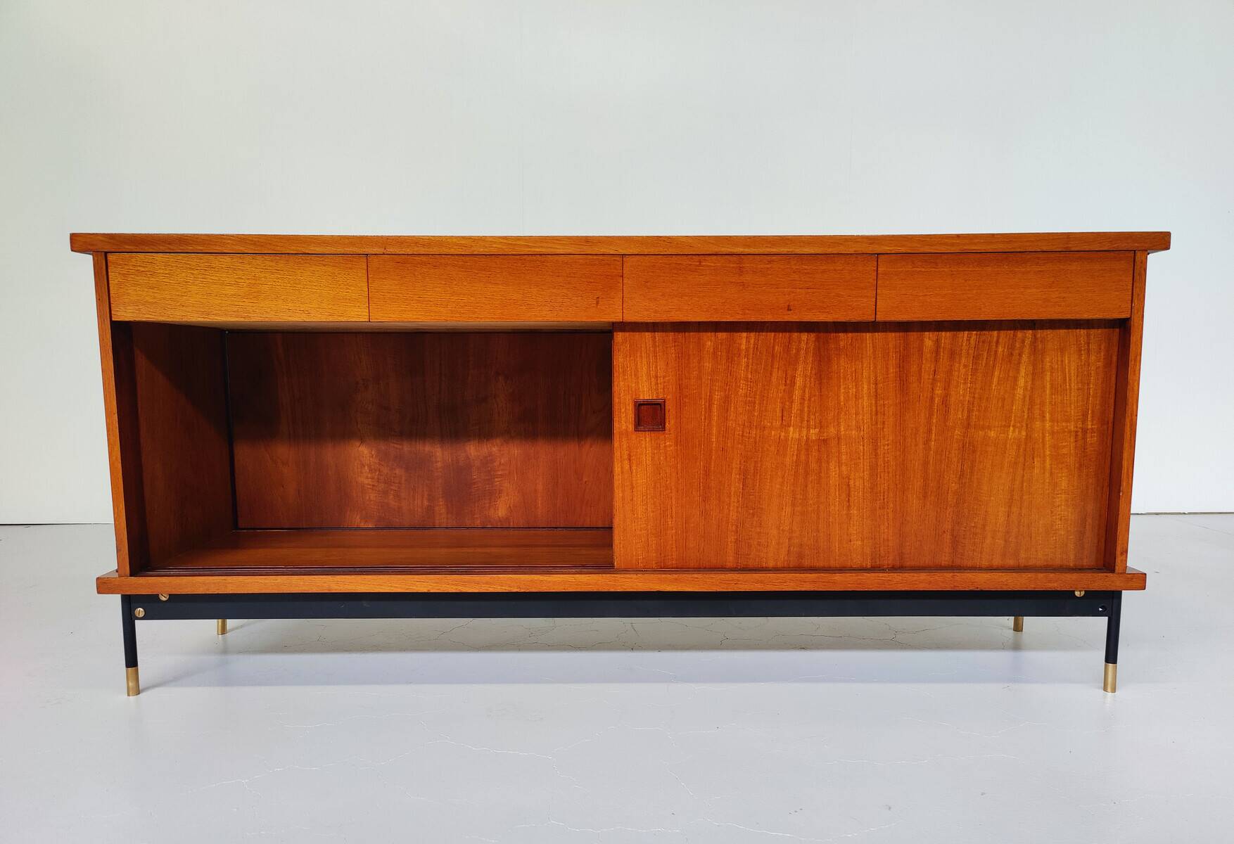 Mid-Century Modern Ico Parisi Sideboard,Double opening, Italy, 1960s