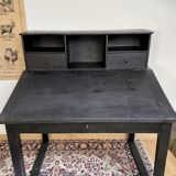 Stepped draftsman's office